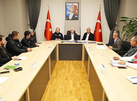 İstanbul Valisi Gül, Şile’de acil afet koordinasyon ekibiyle bir araya geldi