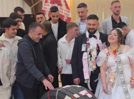 Damada arkadaşlarından sıra dışı düğün hediyesi