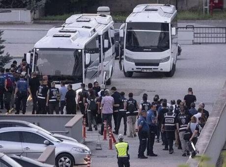 Etimesgut Belediyesi’ne yönelik ‘yolsuzluk’ soruşturmasında 7 tutuklama