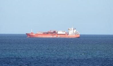 Hürmüz Boğazı’nda patlama! Bir süper tanker daha mayına çarptı