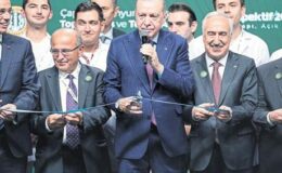 Cumhurbaşkanı Erdoğan, İstanbul’daki törende açıkladı: 38 bin sağlık personeli müjdesi