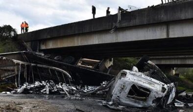Anadolu Otoyolu’nda korkunç kaza! TIR 15 metreden düşüp küle döndü