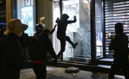 Marsilya’da gece yarısından sonra toplanmalar ve protestolar yasaklandı