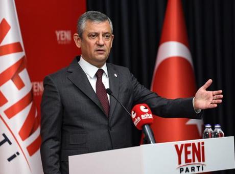 Yeni Parti Genel Başkanı Özgür Özel, Hatimoğulları ve Bakırhan ile görüştü