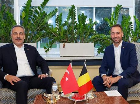 Dışişleri Bakanı Hakan Fidan Belçikalı mevkidaşı Prevot ile Brüksel’de görüştü