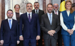 Dışişleri, Adalet ve İçişleri bakanları Belçika’da! Kritik toplantı öncesi aile fotoğrafı çekildi