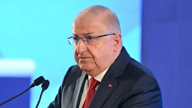 Milli Savunma Bakanı Yaşar Güler Katar’da