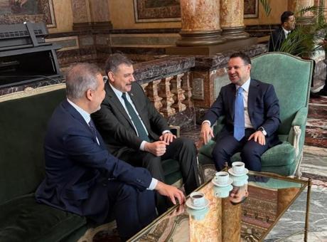 Bakanlar Hakan Fidan, Akın Gürlek ve Mustafa Çiftçi Brüksel’de kahve molasında buluştu