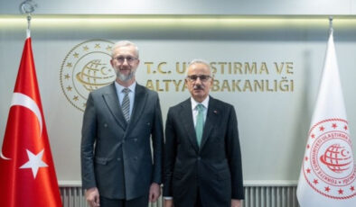 Bakan Uraloğlu, Ukrayna’nın Ankara Büyükelçisi Dzhelialov ile görüştü