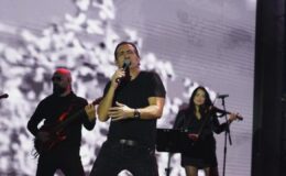 GastroAntep’te festival coşkusu! Kıraç Gaziantep’i şarkılarıyla coşturdu