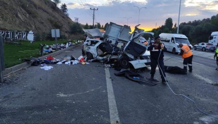 Ankara’da feci kaza: Takla attı, karşı yönden gelen otomobile çarptı