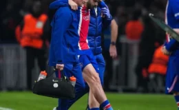 PSG’ye Kvaratskhelia şoku: Uzun süre sahalardan uzak kalacak
