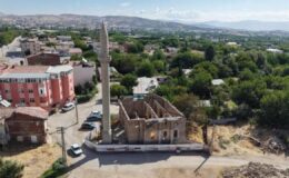 300 yıllık tarihi cami 6 yıldır restore edilmeyi bekliyor!