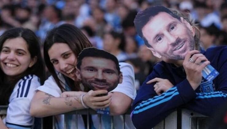 Messi’nin son maçında İngilizleri çıldırtacak gönderme! Cezaya aldırmadılar