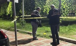 Parkta bıçaklı kavga: 2 çocuk ağır yaralandı