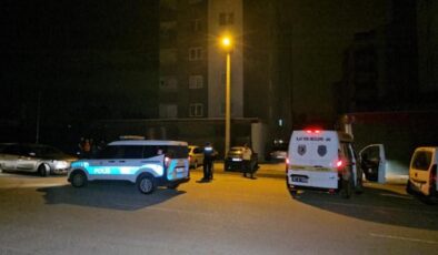 Sevgilisinin eski kocasından kaçmak isterken 3’üncü kattan düştü!