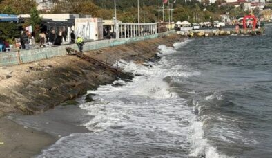 Tekirdağ’da lodos deniz ulaşımını olumsuz etkiliyor